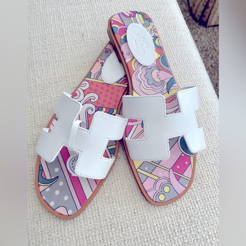 Hermes iconic Oran sandals white 38/8 pink lining